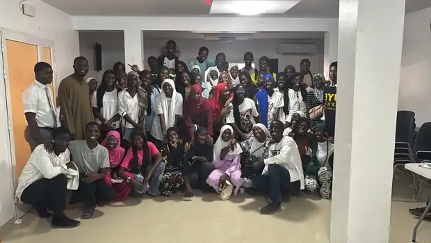 Photo de groupe des participants à la fin de la session